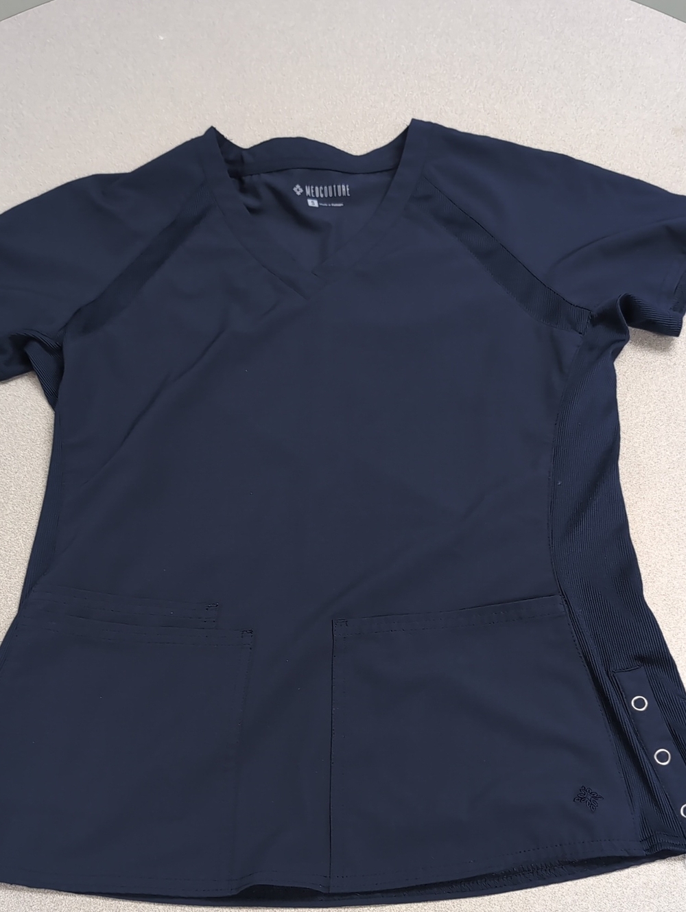 Medcouture Navy V-Neck Medical Scrub Top with Front Pockets